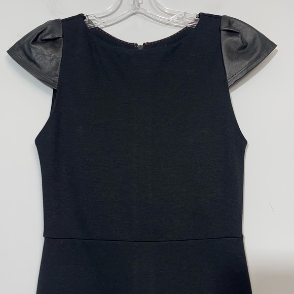 Alice + Olivia Gracie Leather Cap Sleeve Dress Size 0 Employed Career Cocktail - Picture 8 of 13